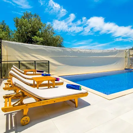 Villa Guclu Kaş